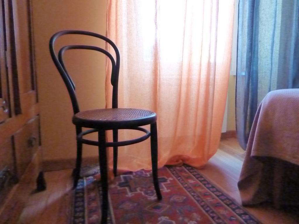 B&B Casa Forster カンネロ・リヴィエーラ 部屋 写真