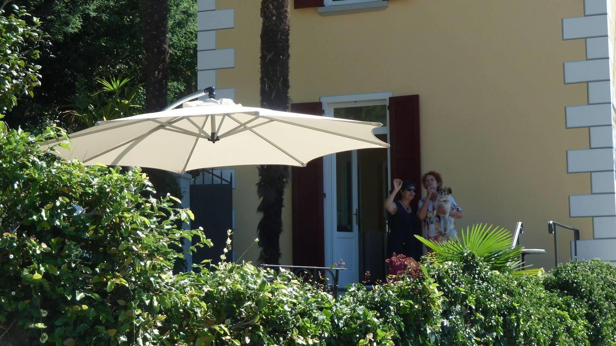 B&B Casa Forster カンネロ・リヴィエーラ エクステリア 写真